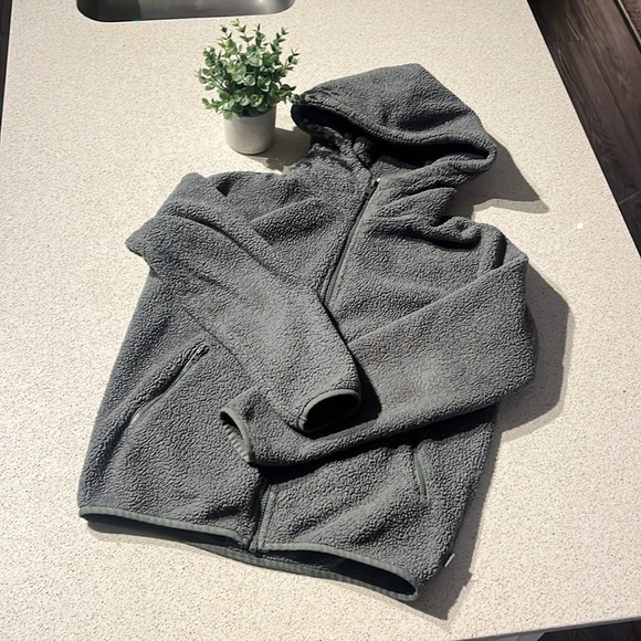 Tna Sz XXS The Teddy Zip-Up from Aritzia in Sage Green - Picture 7 of 15